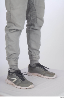 Turgen calf dressed grey sneakers grey trousers 0008.jpg